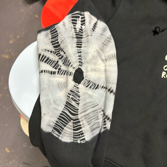 Roark Hoodie - Picture 5 of 10